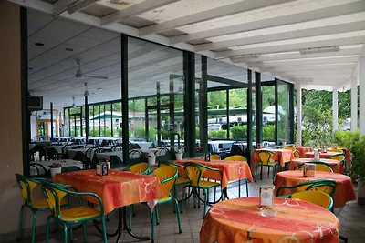 Mobilehome mit Klimaanlage, Terrasse und Pool