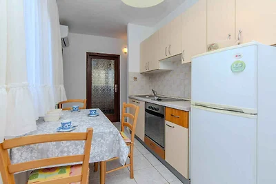 Charmantes Appartement Kurta am Meer in Privl