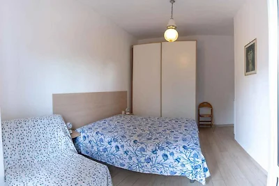 Ferienwohnung mit Klimaanlage und Balkon mit