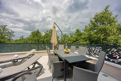 Das modern gestaltete Ferienhaus bietet Ihnen