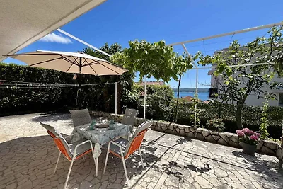 Ferienwohnung mit Terrasse und Klimaanlage