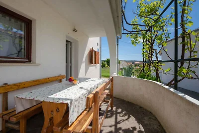 Ferienwohnung mit Klimaanlage und Terrasse in