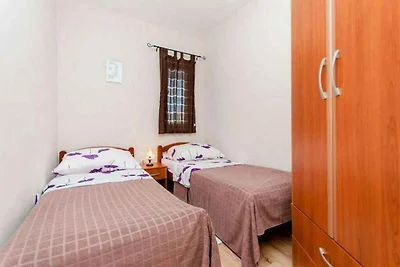 Ferienwohnung mit Klimaanlage und Terrasse