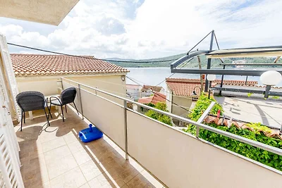 Ferienwohnung mit Klimaanlage und Balkon