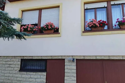 Ferienhaus mit Aussenpool und Klimaanlage