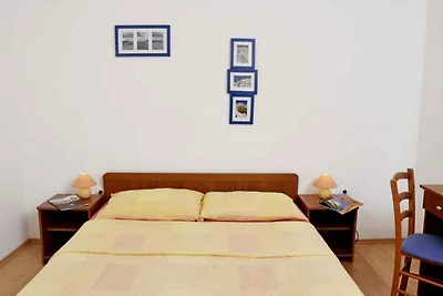 Komfortables Apartment mit 1 Schlafzimmer, mi