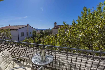 Ferienwohnung mit Klimaanlage und Balkon