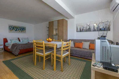 Appartamento Vacanza con famiglia Biograd na Moru