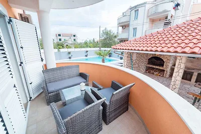 Ferienwohnung mit Balkon und Klimaanlage