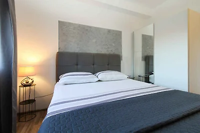 Ferienwohnung mit Pool, Grill und Wlan