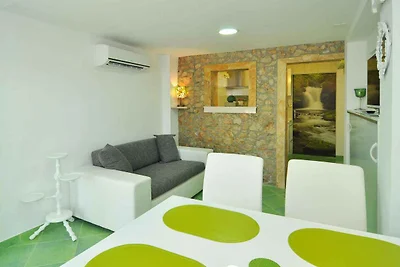 Appartamento Vacanza con famiglia Slatine