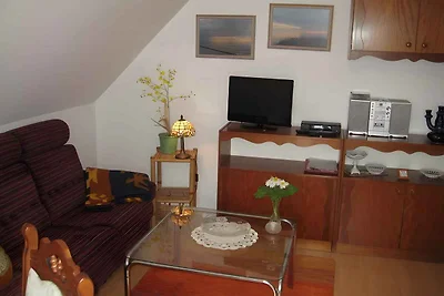 Ferienwohnung mit Garten, direkt im