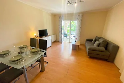 Ferienwohnung mit Terrasse und Klimaanlage