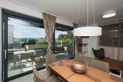 Ferienwohnung mit Pool und Klimaanlage