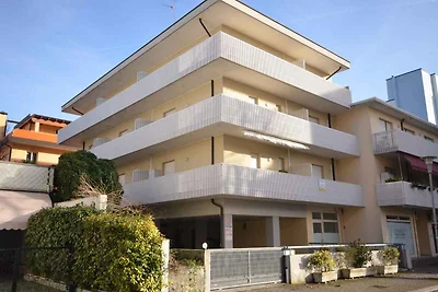 Studio mit Klimaanlage und Balkon