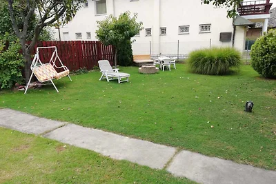 Ferienwohnung in Balatonnähe mit Garten