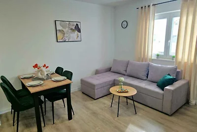 Ferienwohnung mit Klimaanlage und Balkon