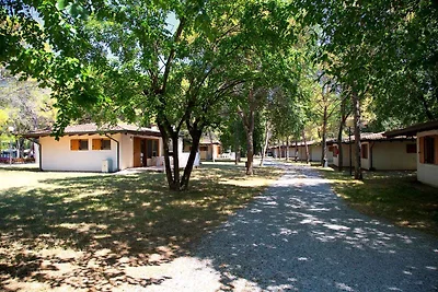 Bungalow mit Pool