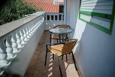 Ferienwohnung mit Klimaanlage und Balkon