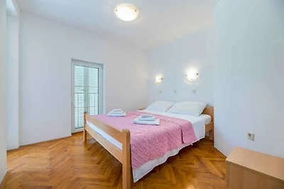 Ferienwohnung mit Balkon 300 m vom Strand