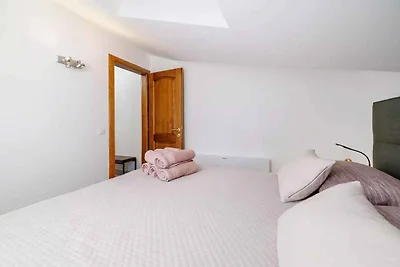 Ferienwohnung mit Klimaanlage und Meerblick