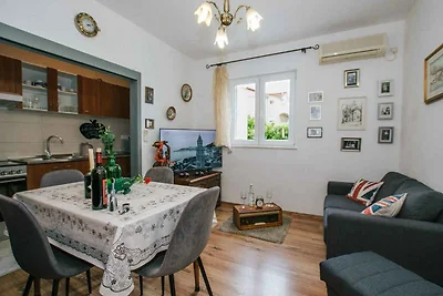 Komfortable Ferienwohnung Florio in Trogir mi
