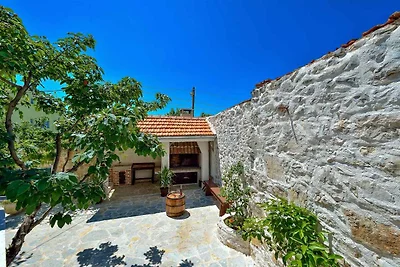 Komfortables Ferienhaus Lupe in Sukošan mit G