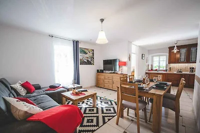 Villa mit Pool und Klimaanlage