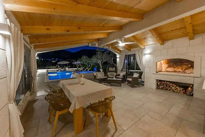 Vakantiehuis Ontspannende vakantie Seget Donji