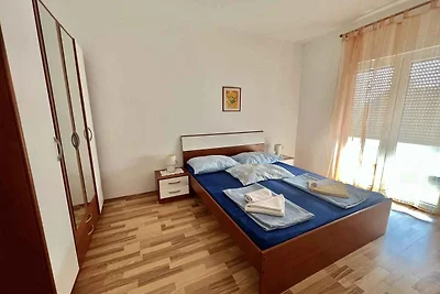 Ferienwohnung mit Terrasse und Klimaanlage