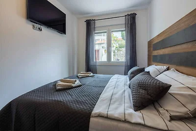 Ferienwohnung mit Terrasse und Klimaanlage