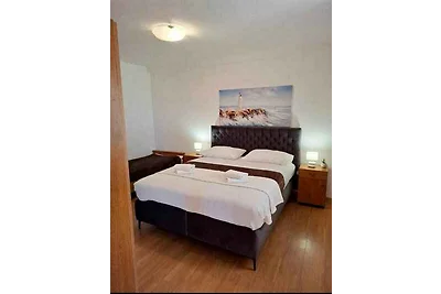 Ferienwohnung mit Terrasse und Klimaanlage