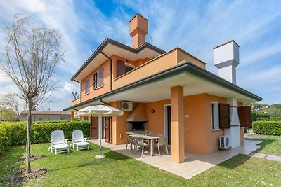 Villa mit Klimaanlage und Garten