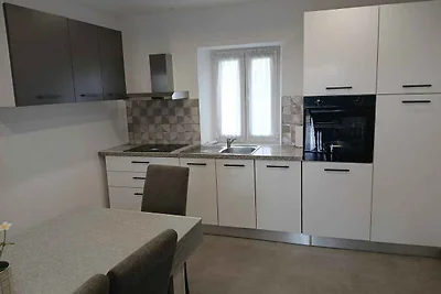 Gemütliche Unterkunft SLAVKO in Sukošan