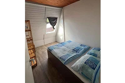 Ferienwohnung mit Garten, Grill und Kinderspi