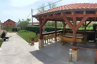 Appartamento Vacanza con famiglia Privlaka