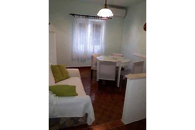 Ferienwohnung mit Terrasse und Klimaanlage