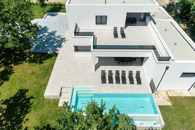 Villa mit Privatpool