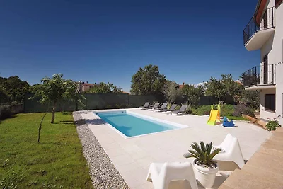 FerienWohnung mit Klimaanlage und Pool