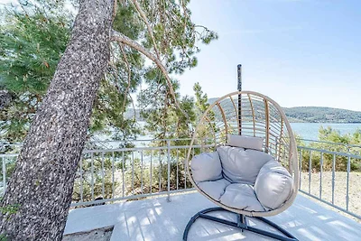 Ferienhaus mit Terrasse und Meerblick