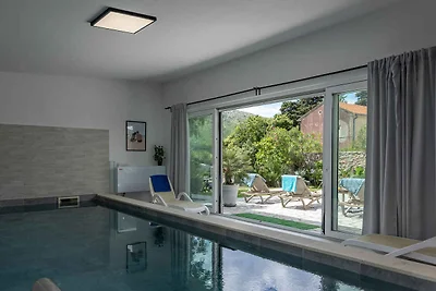 Ferienhaus mit Pool, Sauna und Fitness