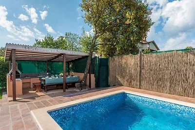Ferienhaus mit Klimaanlage und Pool