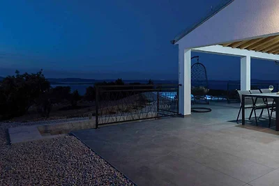 Villa mit Klimaanlage und Pool