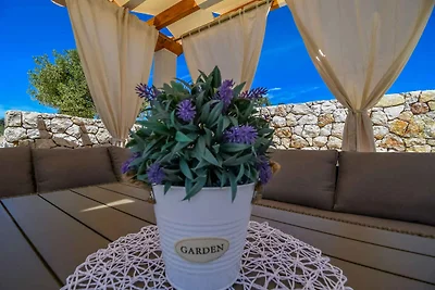 Charmante Villa Provansa in Kalebova Luka mit