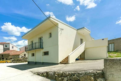 Ferienhaus mit Terrasse und Klimaanlage