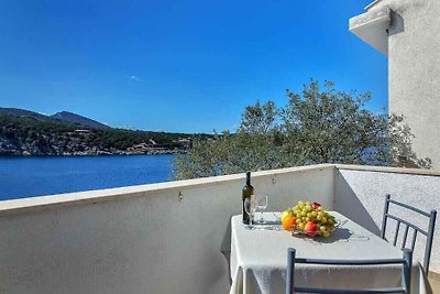 Ferienwohnung nahe am Meer mit Balkon