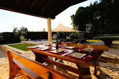 Ferienhaus mit 2 getrennten Apartments, Swimm