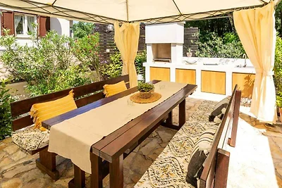 Vakantiehuis Ontspannende vakantie Jakovici