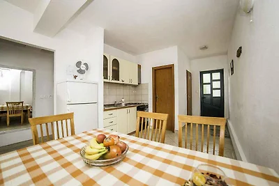 Ferienwohnung mit Klimaanlage und Pool