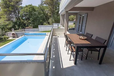 Ferienwohnung mit Klimaanlage und Pool